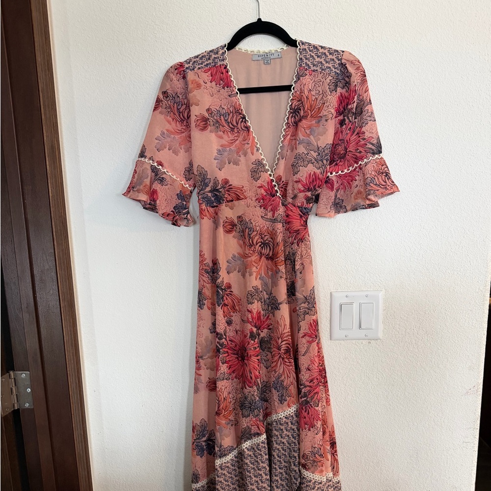 Hope & Ivy Floral Wrap Dress